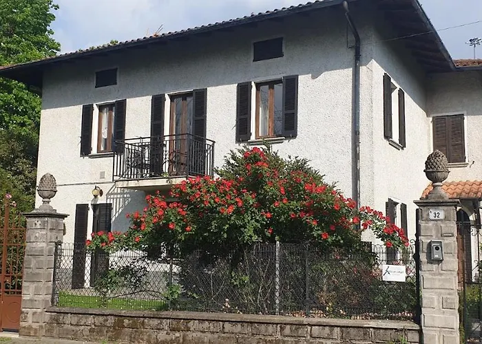 Apartamento Groundfloor Lakefront Garden Bike&boat& Scooter Colico