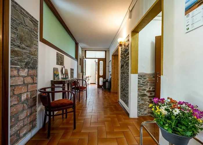 Ground Floor Lakeside Winter Escape Garden & Comfort On 아파트 *