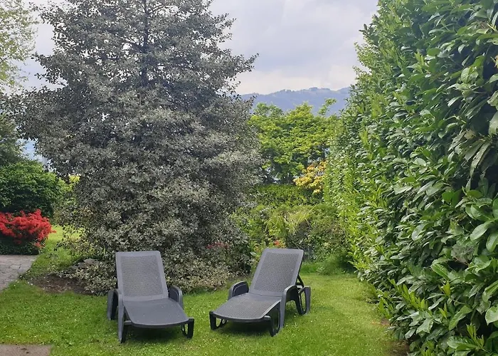 Ground Floor Lakeside Winter Escape Garden & Comfort On Апартаменты Колико