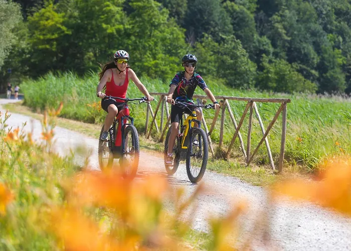 Апартаменты Ground Floor Lakeside Winter Escape Garden & Comfort On