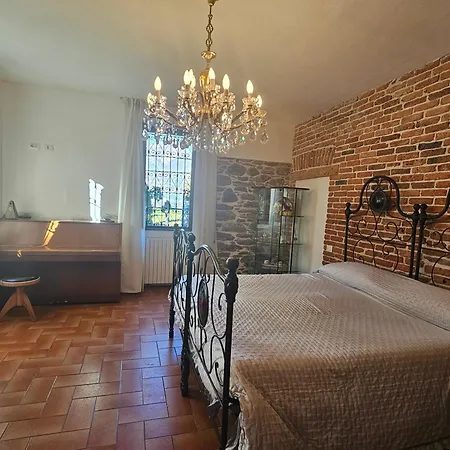Groundfloor Lakefront Garden Bike&boat& Scooter Apartment Colico